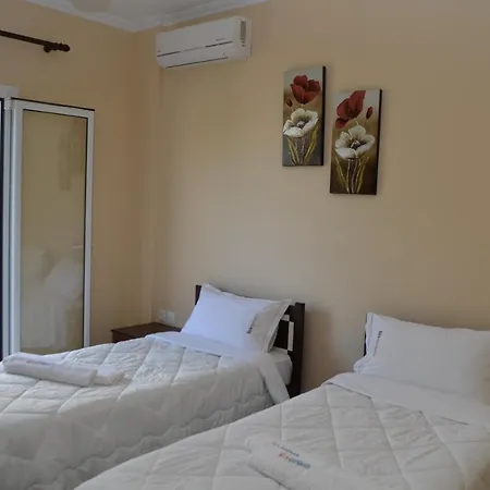 Ria's Apartment Ksamil